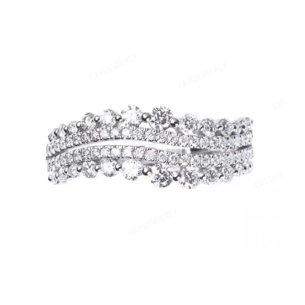 STERLING SILVER DIAMOND RING